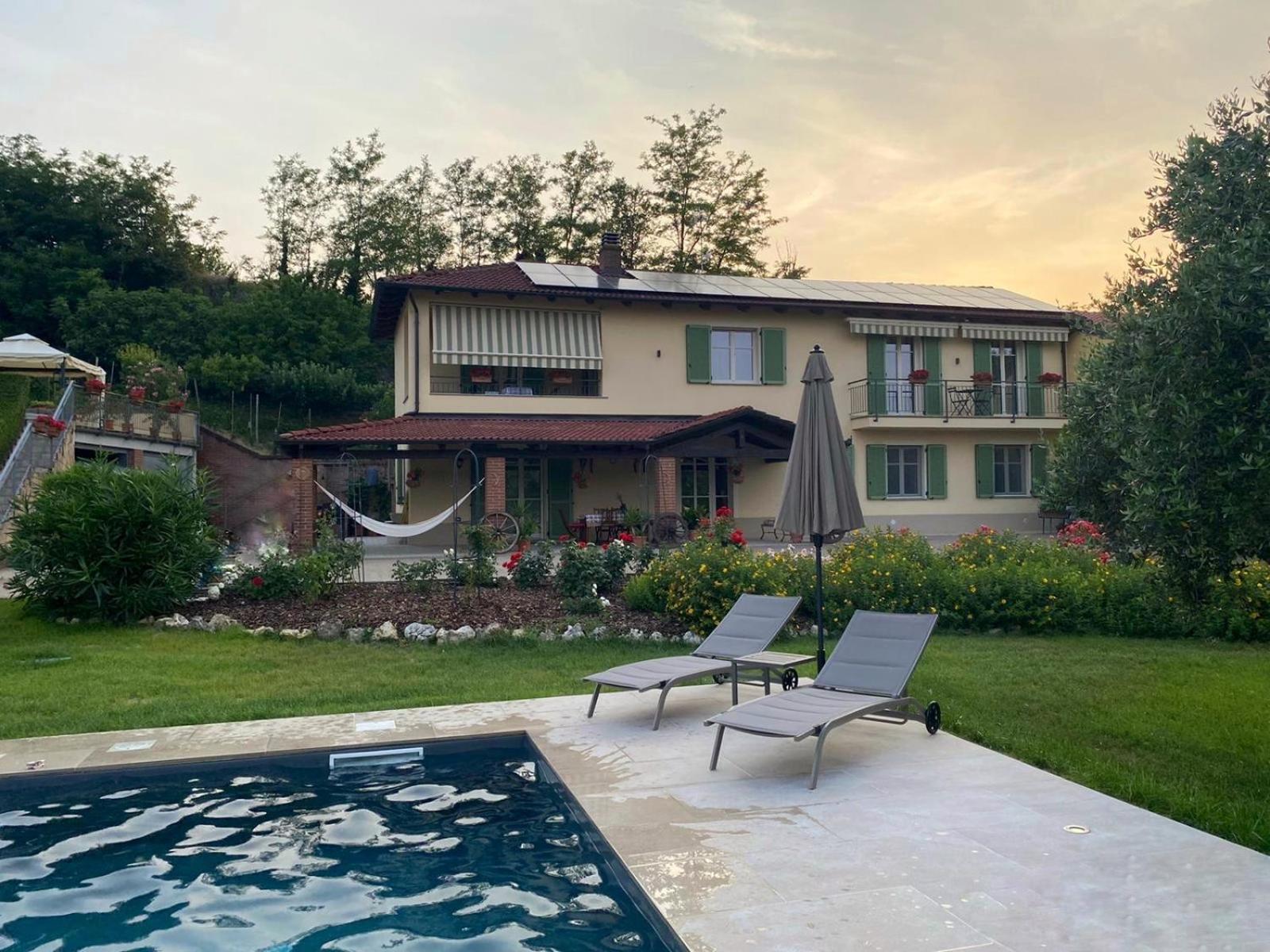 Cascina Il Volo Bed & Breakfast Moncalvo Luaran gambar