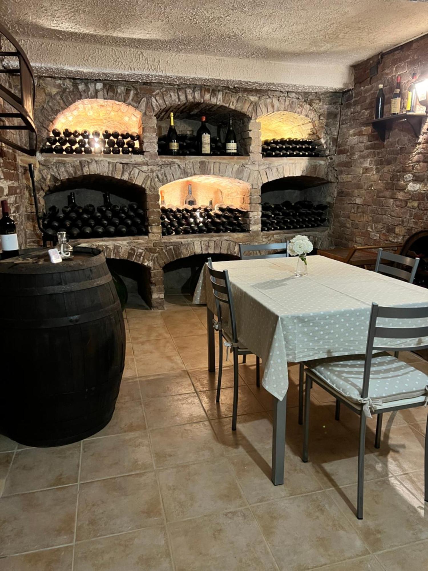 Cascina Il Volo Bed & Breakfast Moncalvo Luaran gambar