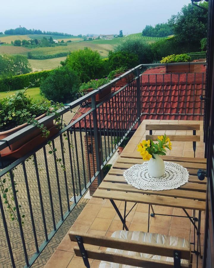 Cascina Il Volo Bed & Breakfast Moncalvo Luaran gambar